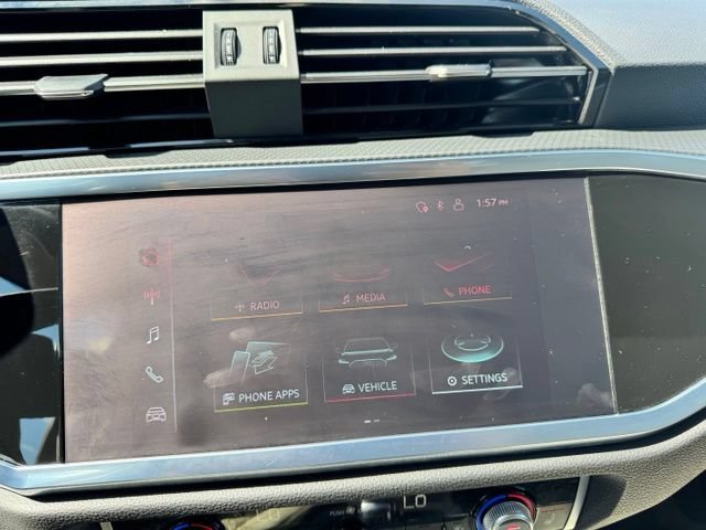 Certified 2022 Audi Q3 2.0T Premium Plus w/ Premium Plus Package AWD/4WD image 36