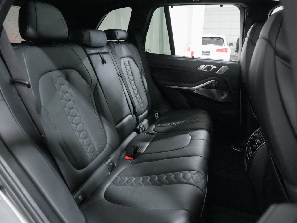 Used 2023 BMW X5 M w/ Executive Package AWD/4WD image 30