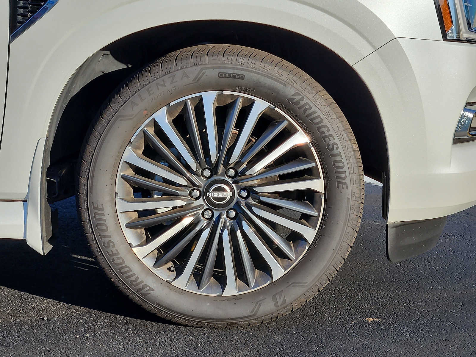 Used 2026 Nissan Armada Platinum Reserve AWD/4WD image 8