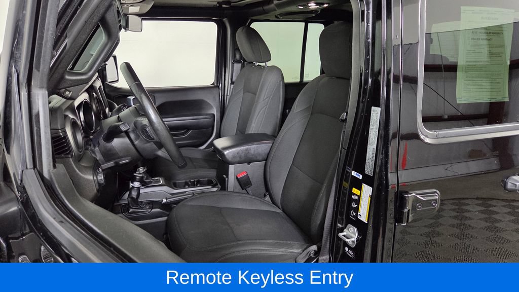 Used 2022 Jeep Gladiator Mojave AWD/4WD image 12