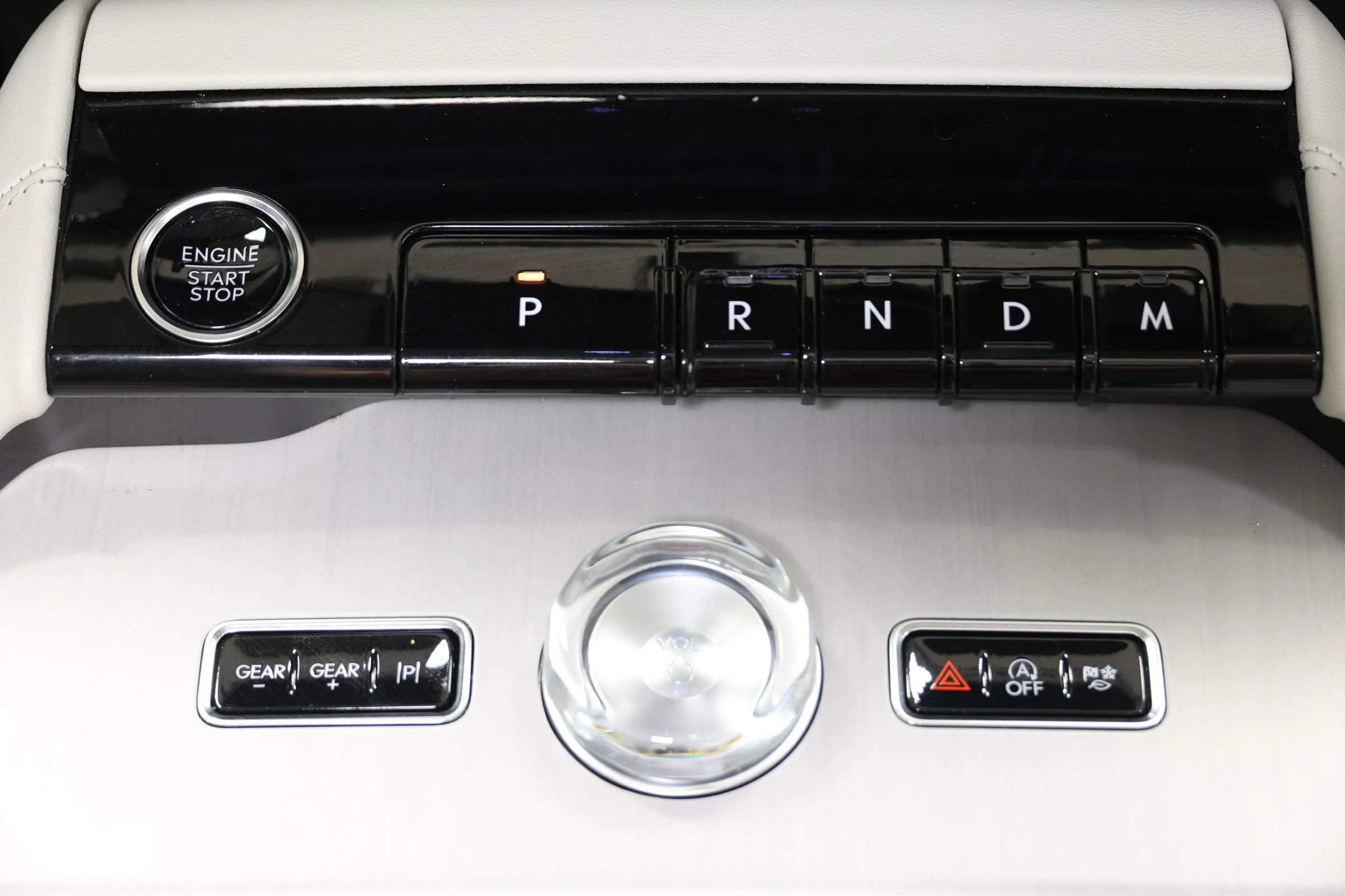 Used 2025 Lincoln Navigator Reserve AWD/4WD image 45