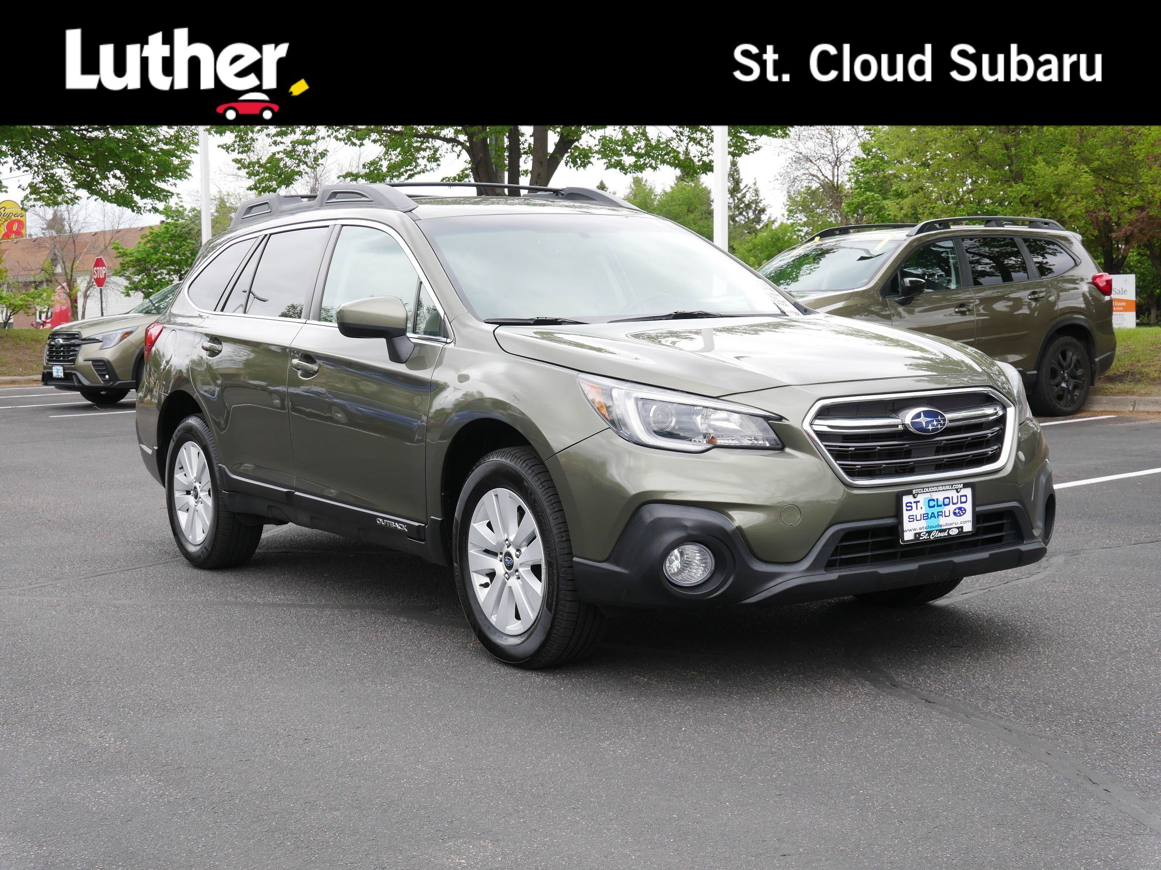 Used 2018 Subaru Outback 2.5i Premium w/ Popular Package #1