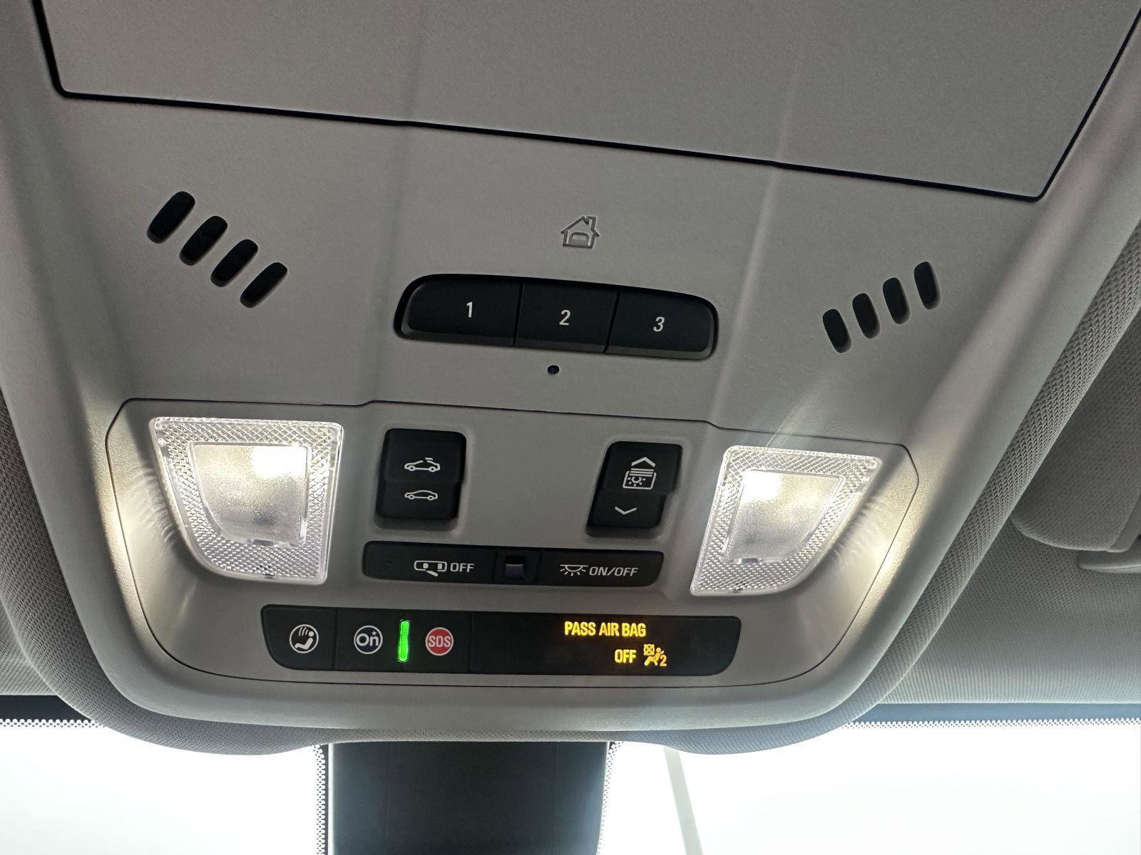 Used 2022 GMC Terrain SLT w/ Infotainment Package II image 45