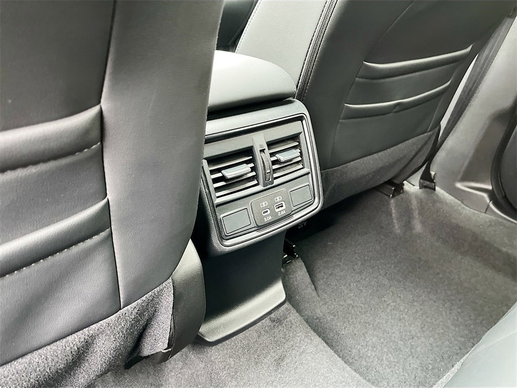 Used 2025 Subaru Forester Limited w/ Popular Package #2 image 26