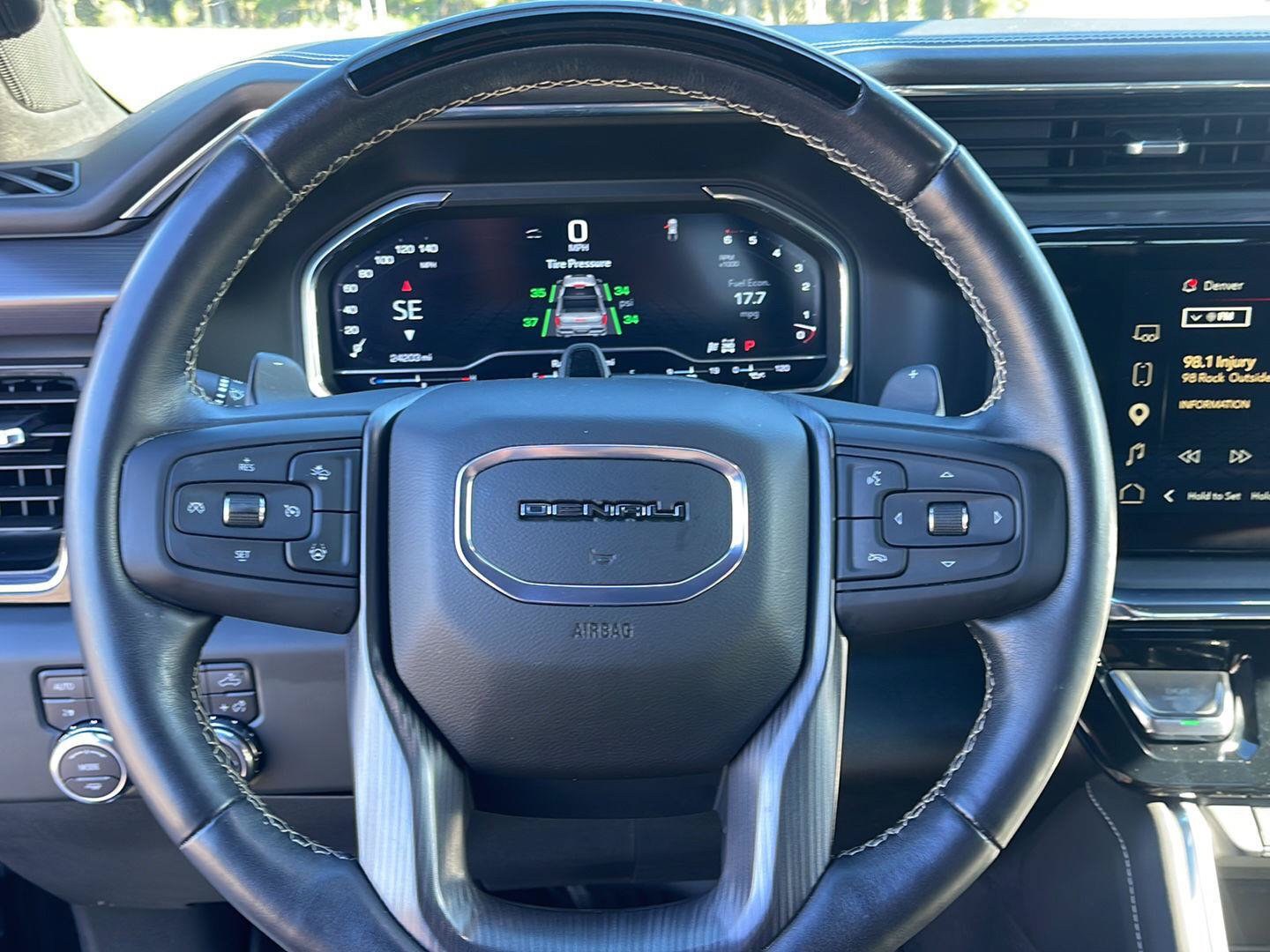 Used 2024 GMC Sierra 1500 Denali Ultimate AWD/4WD image 24