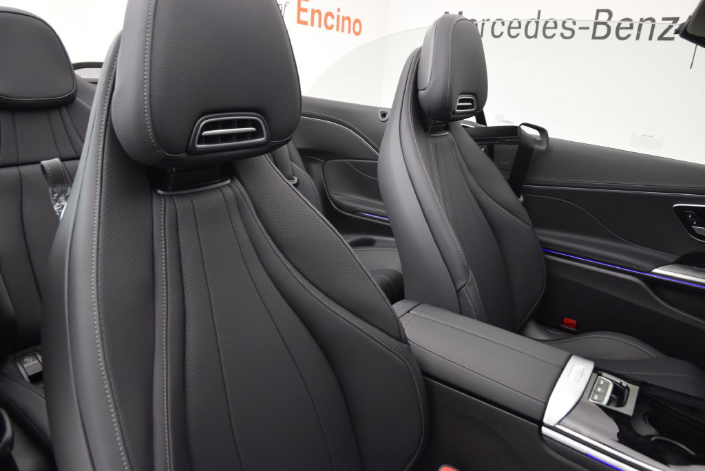 New 2027 Mercedes-Benz CLE 300 4MATIC Cabriolet image 16