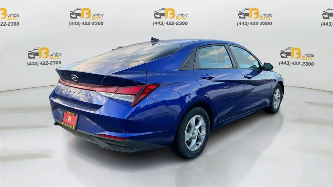 Used 2021 Hyundai Elantra SE image 5