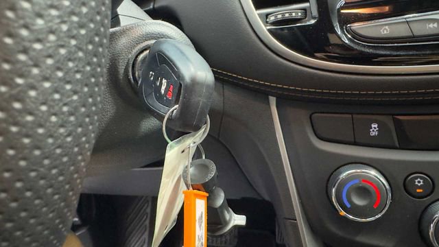 Used 2020 Chevrolet Trax LS image 26