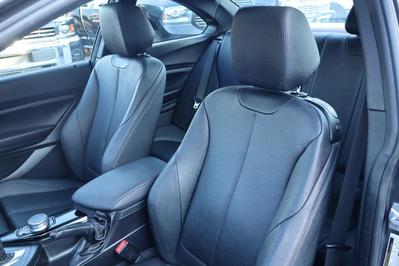 Used 2017 BMW 230i Coupe RWD image 14