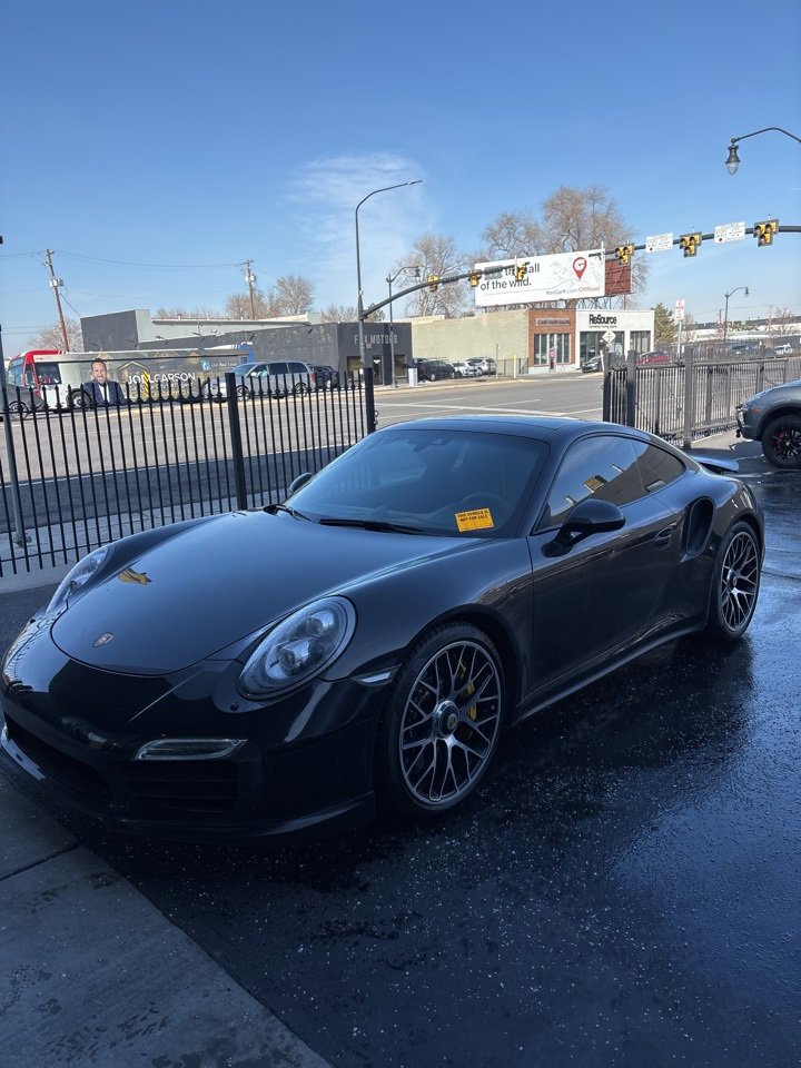 Used 2014 Porsche 911 Turbo S image 37