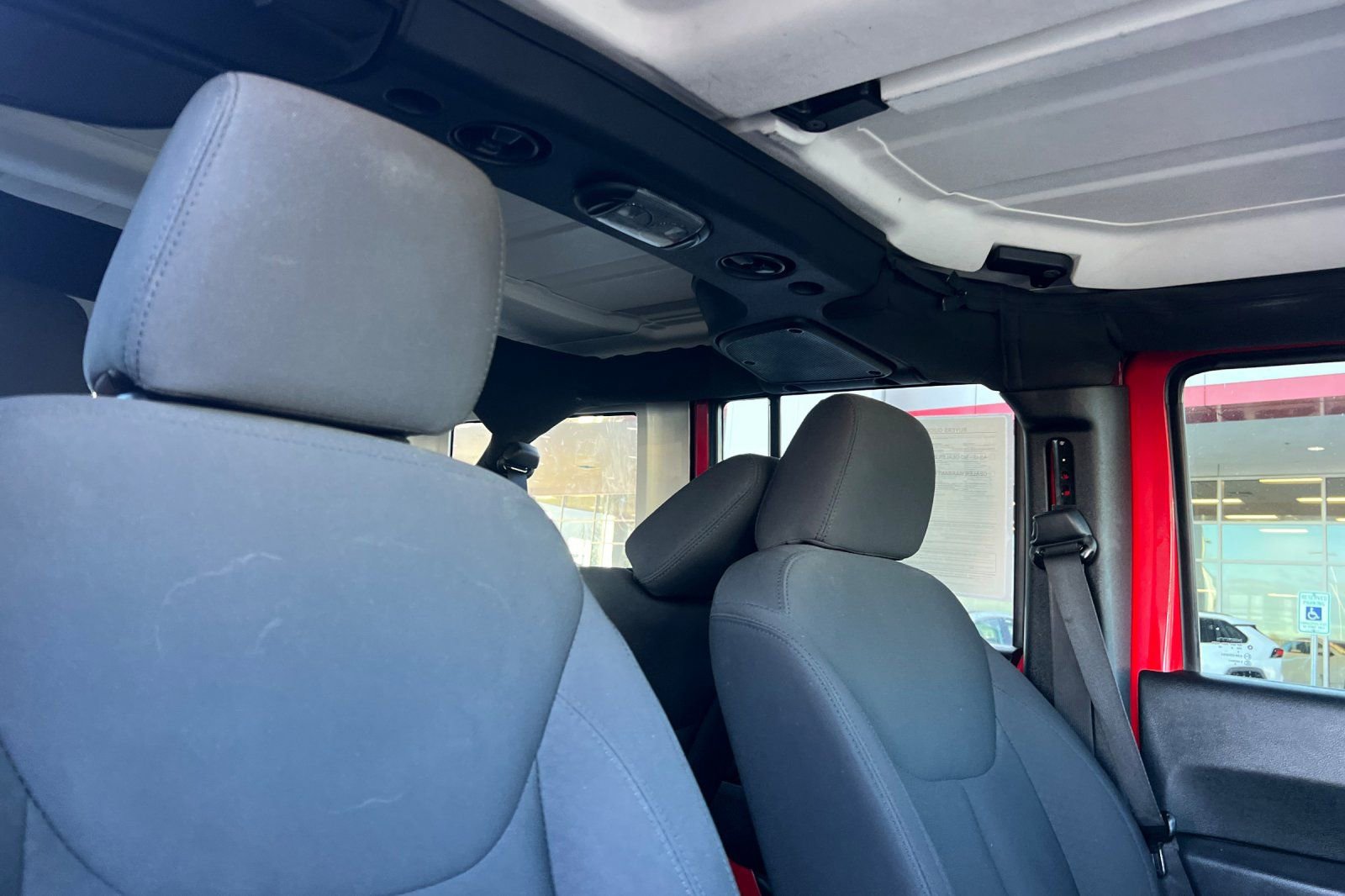 Used 2018 Jeep Wrangler Unlimited Sport S image 14