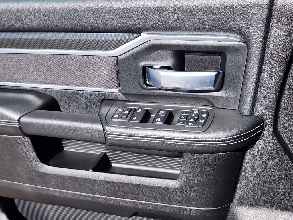 Used 2026 RAM 2500 Big Horn AWD/4WD image 6