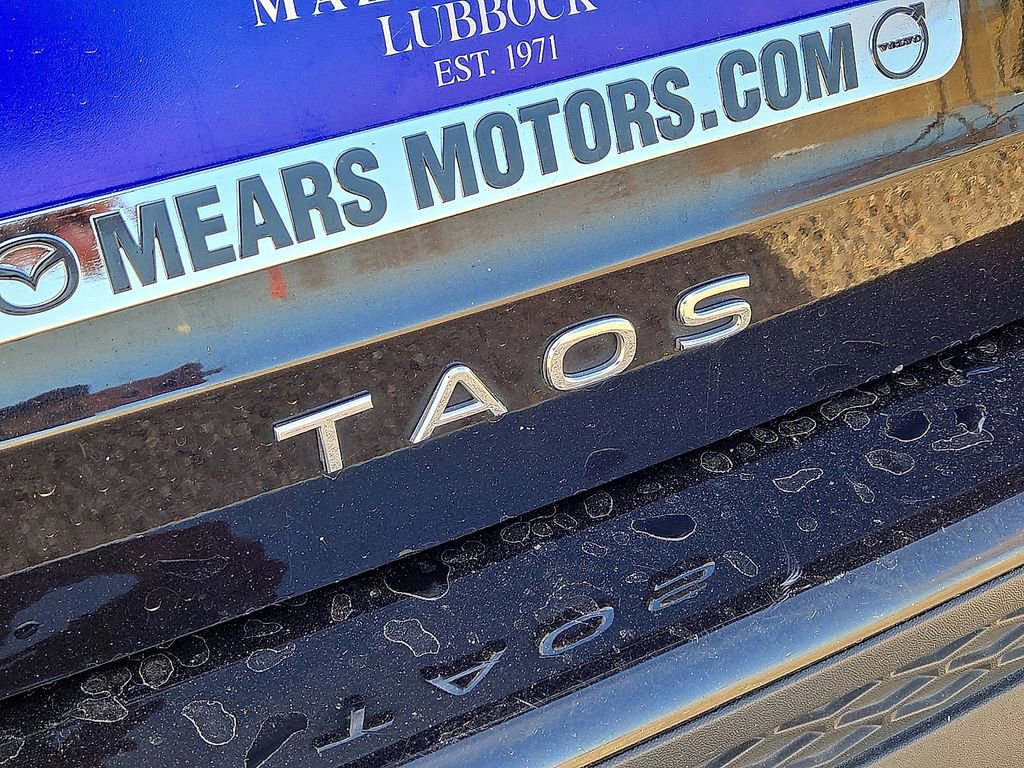 Used 2024 Volkswagen Taos SE image 12