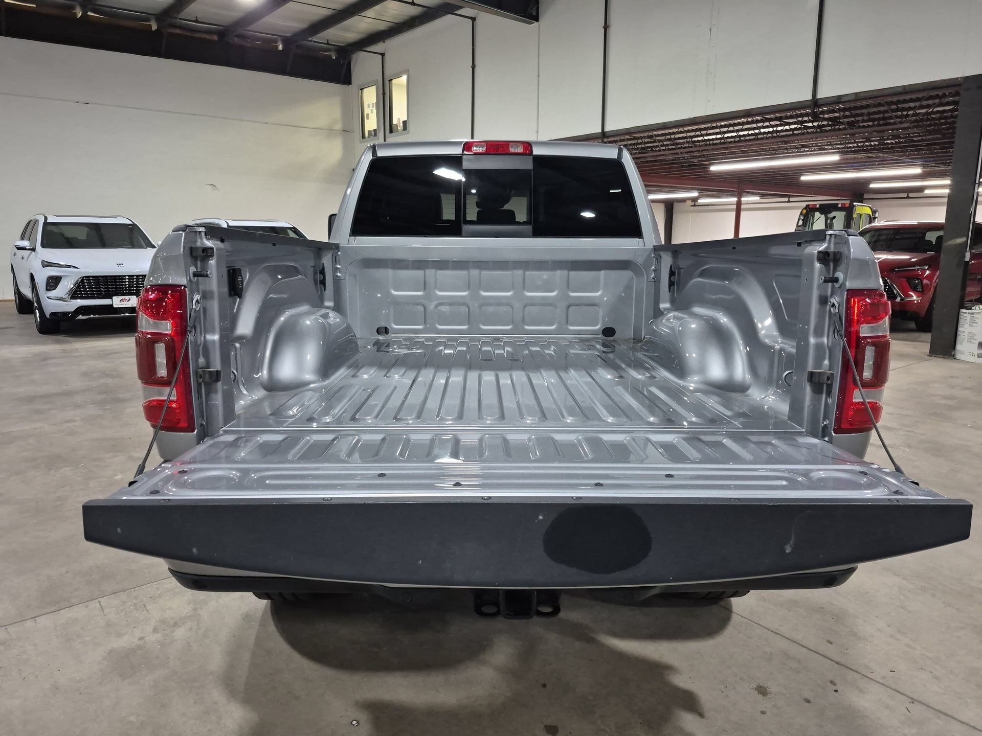 Used 2024 RAM 2500 Laramie w/ Safety Group AWD/4WD image 26