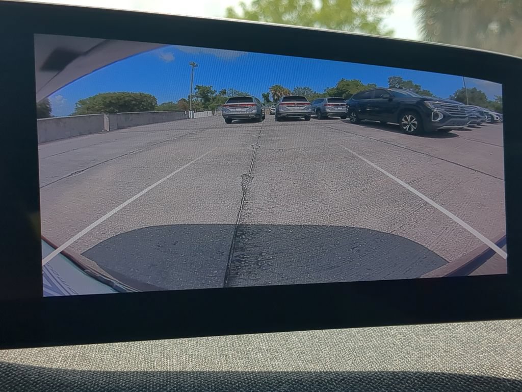 Used 2024 Lucid Air Touring AWD/4WD image 24