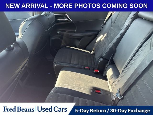 Used 2024 Mitsubishi Outlander SE image 11