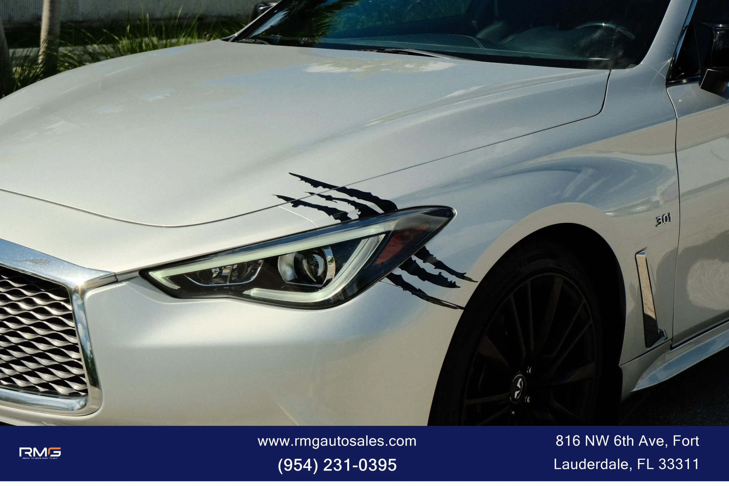 Used 2018 INFINITI Q60 3.0t Luxe RWD image 12