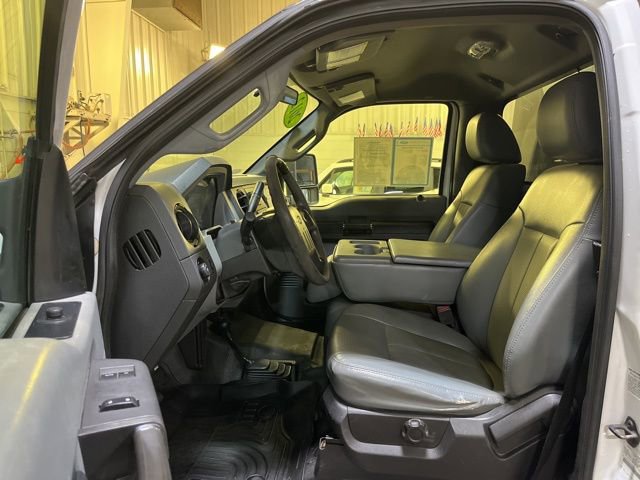 Used 2012 Ford F550 4x4 Regular Cab Super Duty w/ Payload Upgrade Pkg image 14