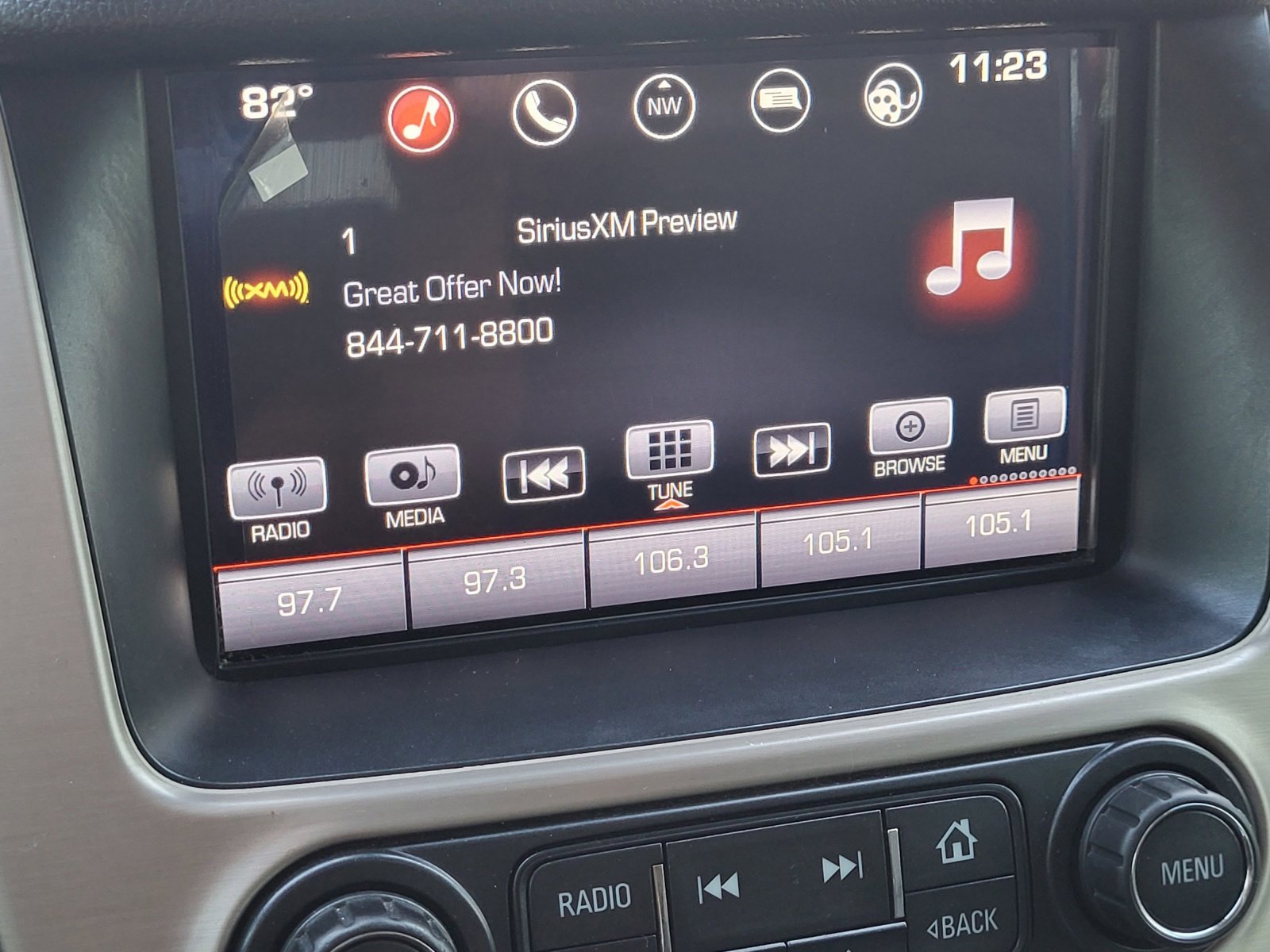Used 2016 GMC Yukon Denali w/ Open Road Package AWD/4WD image 19