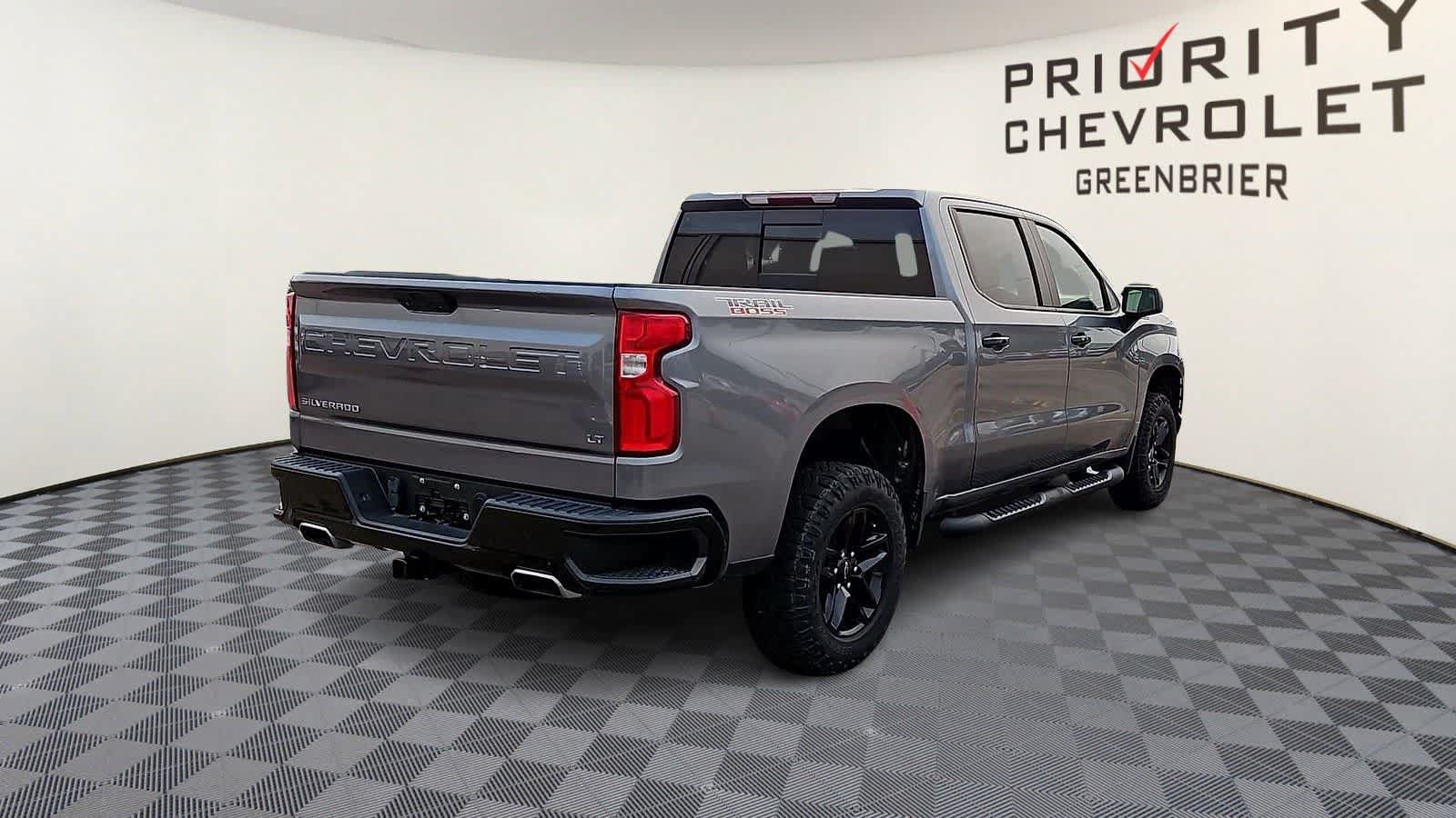 Used 2021 Chevrolet Silverado 1500 LT Trail Boss w/ Convenience Package II AWD/4WD image 8