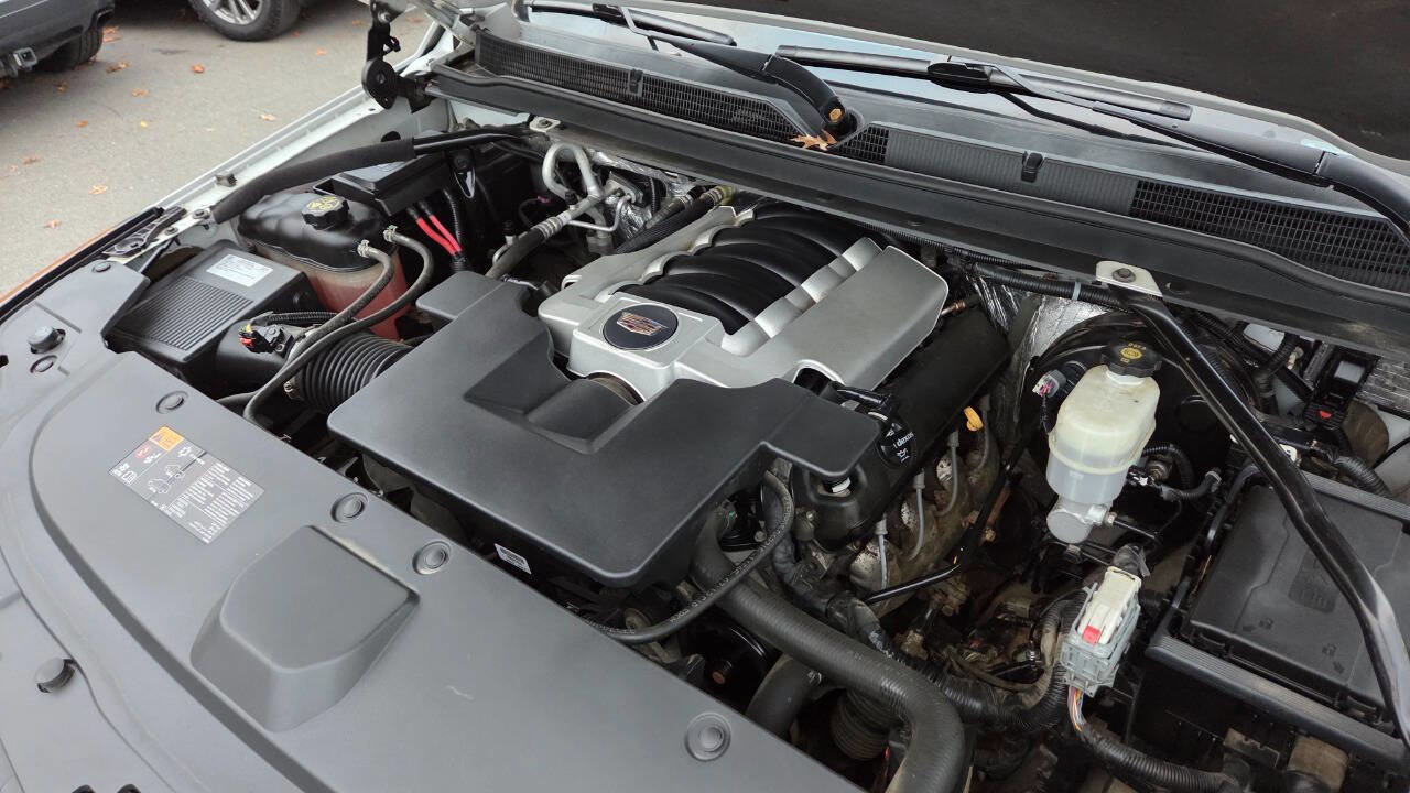 Used 2016 Cadillac Escalade ESV Premium image 51