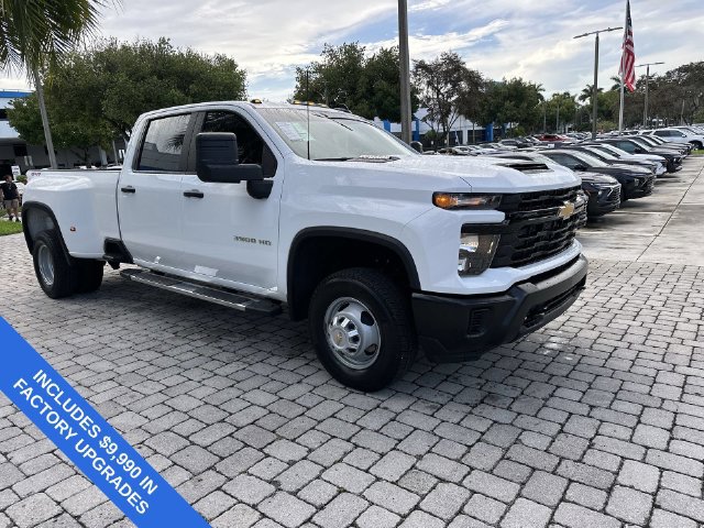 Used 2026 Chevrolet Silverado 3500 W/T AWD/4WD image 16