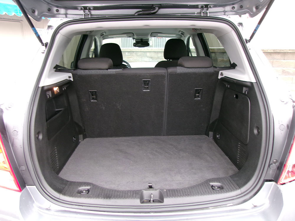 Used 2020 Chevrolet Trax LS w/ Tint and Cruise Package image 12