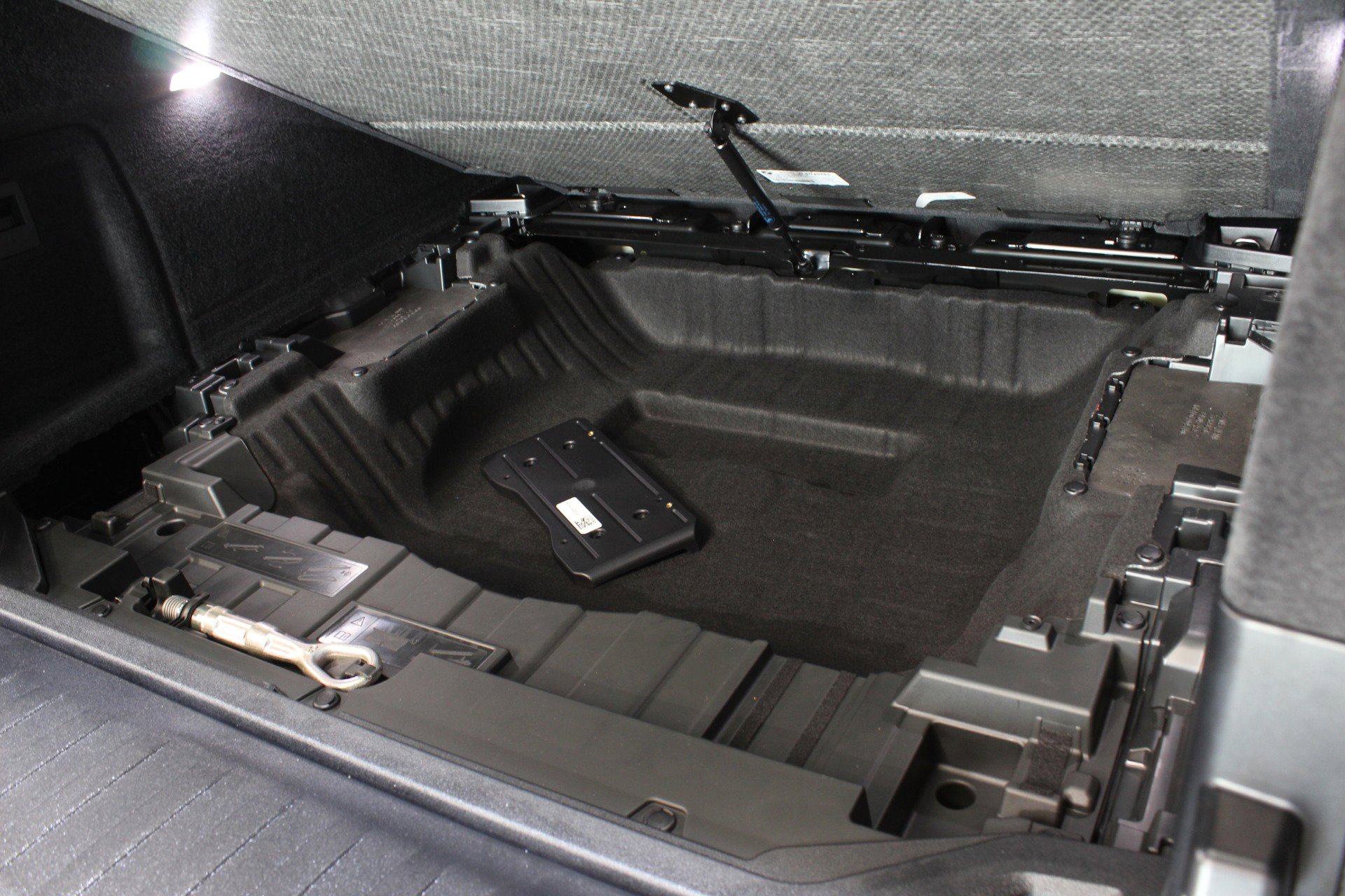 Used 2024 BMW X5 sDrive40i w/ Premium Package image 97