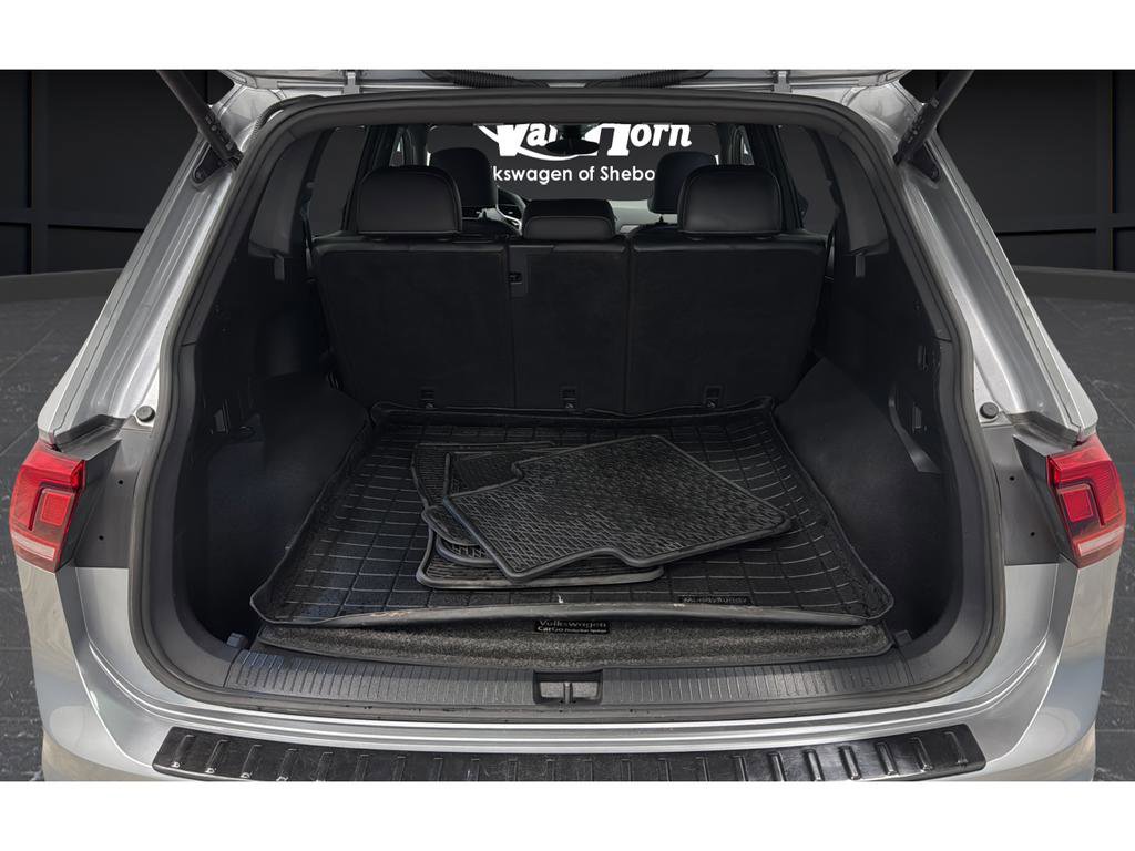 Used 2022 Volkswagen Tiguan SE R-Line image 27