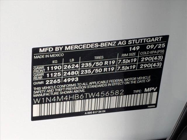 New 2026 Mercedes-Benz GLB 250 4MATIC image 18