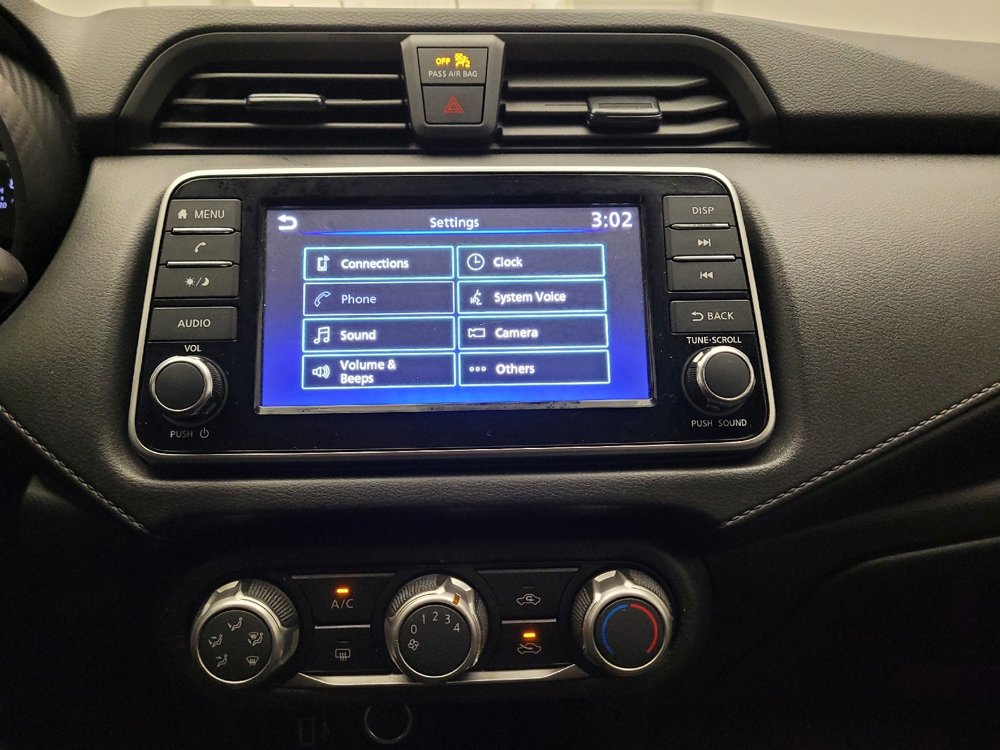 Used 2025 Nissan Versa S image 25