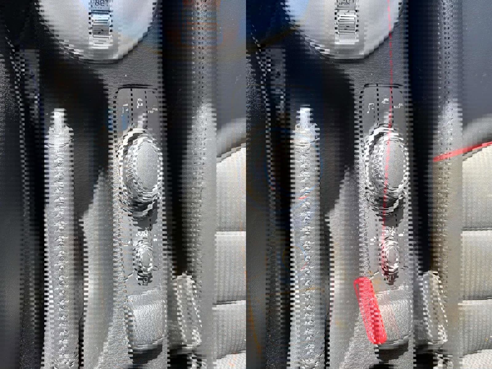 Used 2017 MAZDA CX-3 Touring FWD image 11