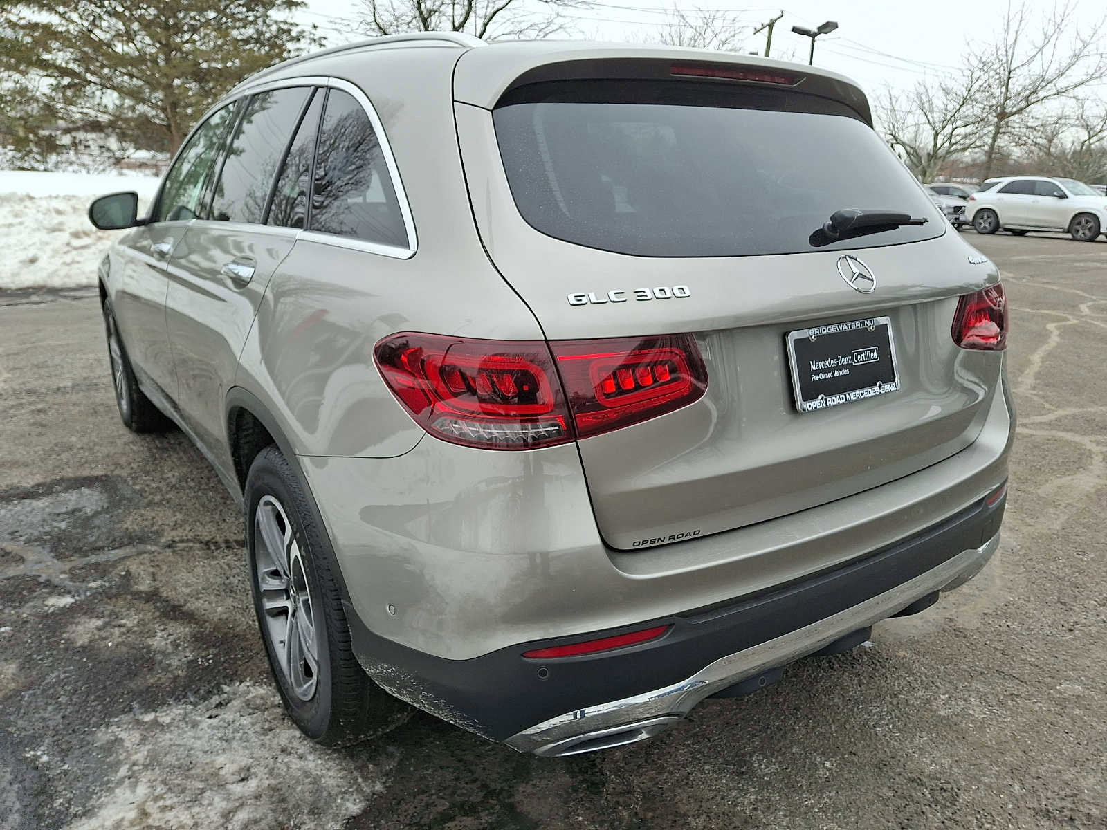 Certified 2022 Mercedes-Benz GLC 300 4MATIC image 4