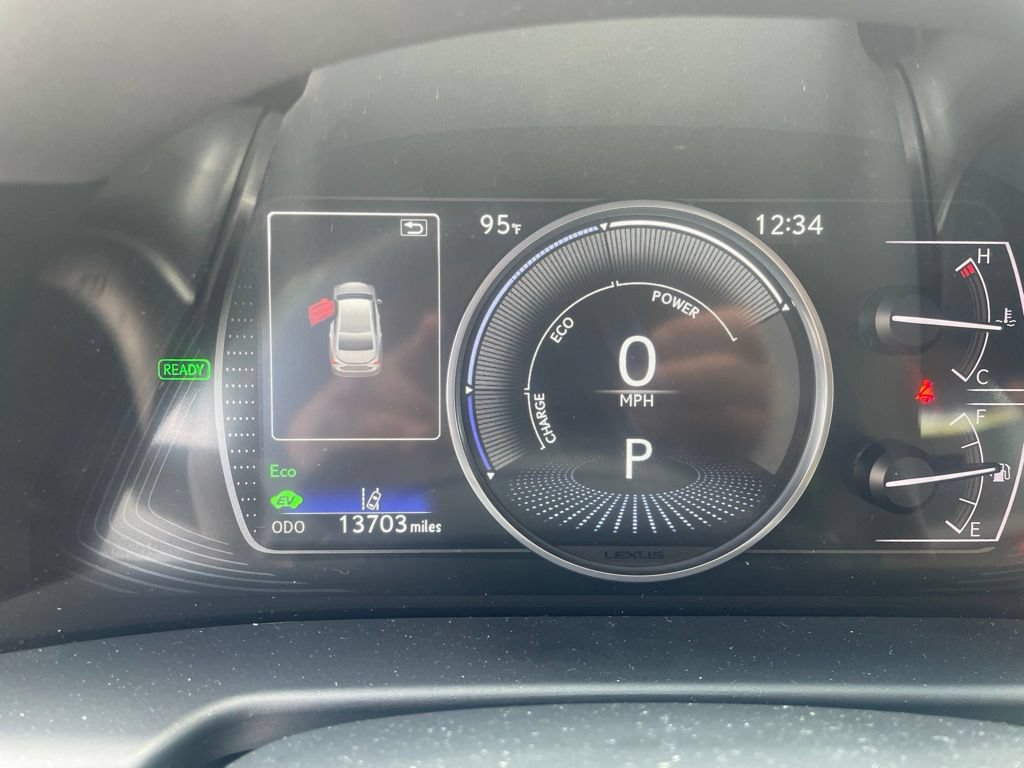 Used 2025 Lexus ES 300h w/ Technology Package FWD image 2