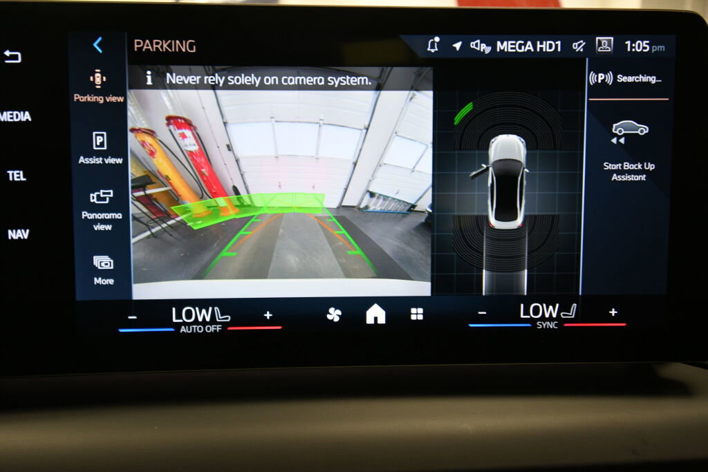 Used 2025 BMW 228i xDrive AWD/4WD image 18