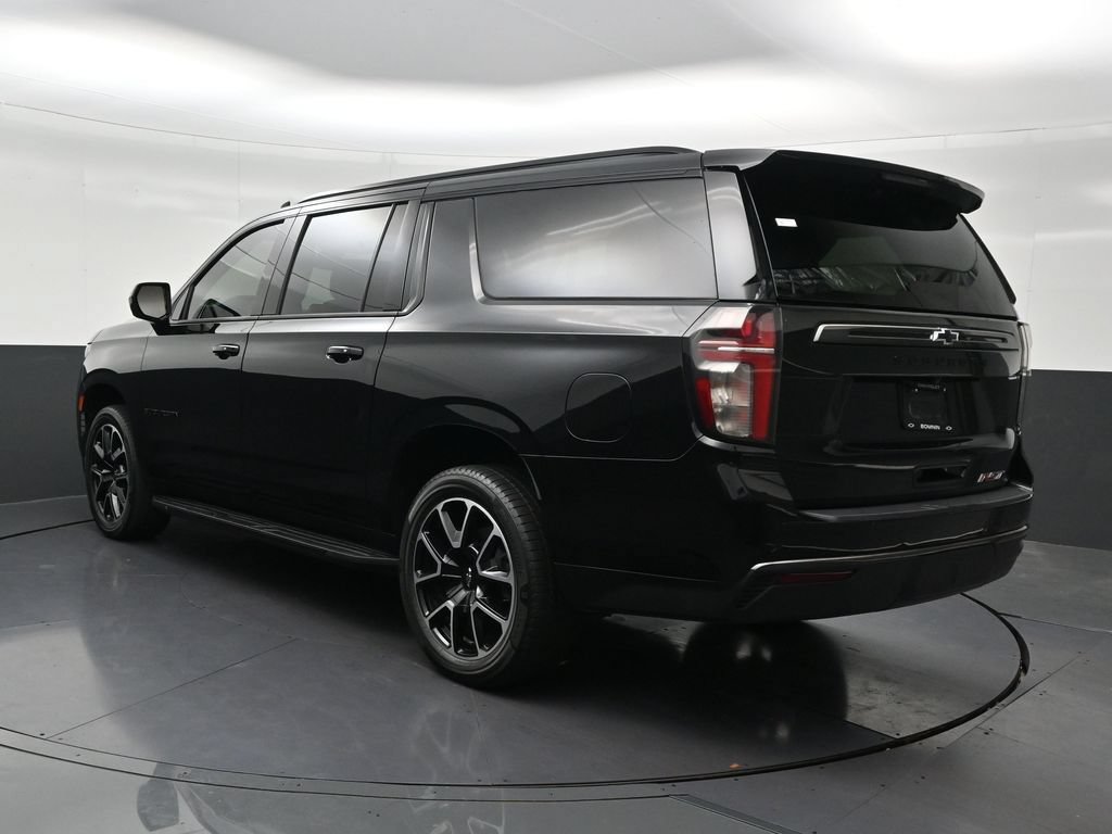 Used 2021 Chevrolet Suburban RST w/ Rear Media and Nav Package RWD image 3