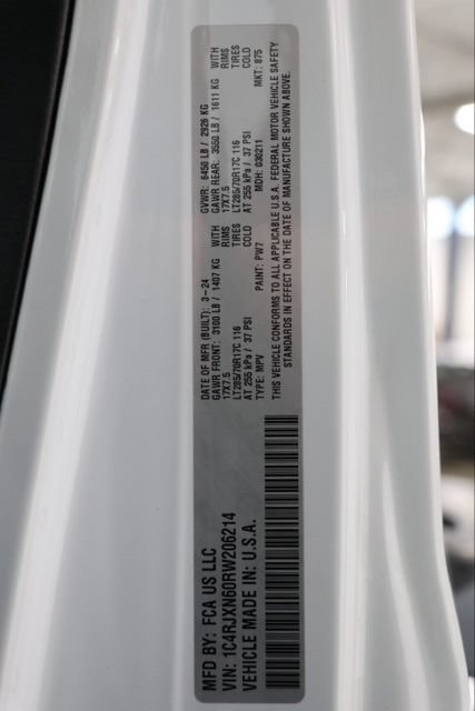 Used 2024 Jeep Wrangler Unlimited AWD/4WD image 40