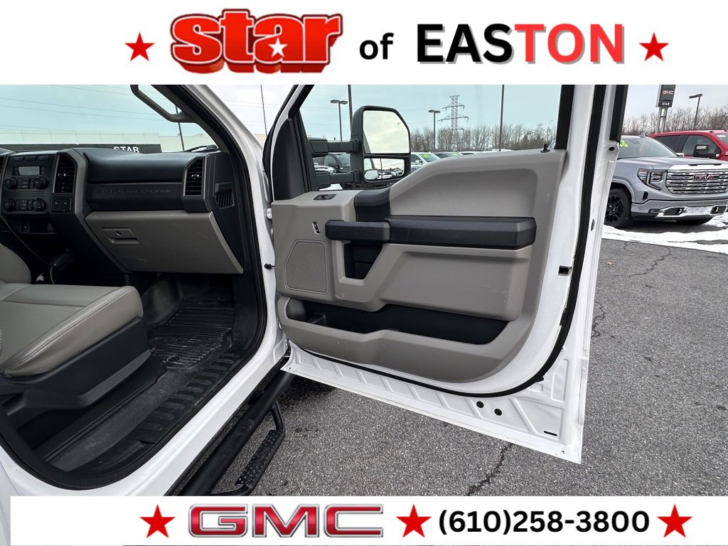 Used 2019 Ford F250 XL w/ Power Equipment Group image 11