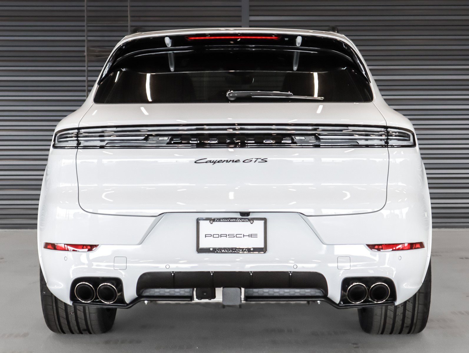 New 2026 Porsche Cayenne GTS image 9