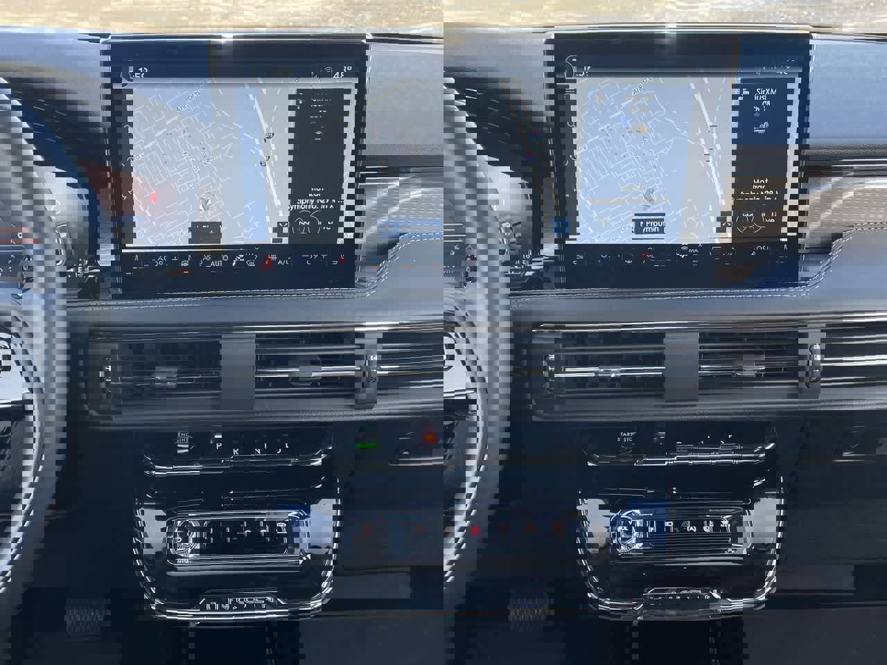 Used 2023 Lincoln Corsair Reserve w/ Equipment Group 201A image 13