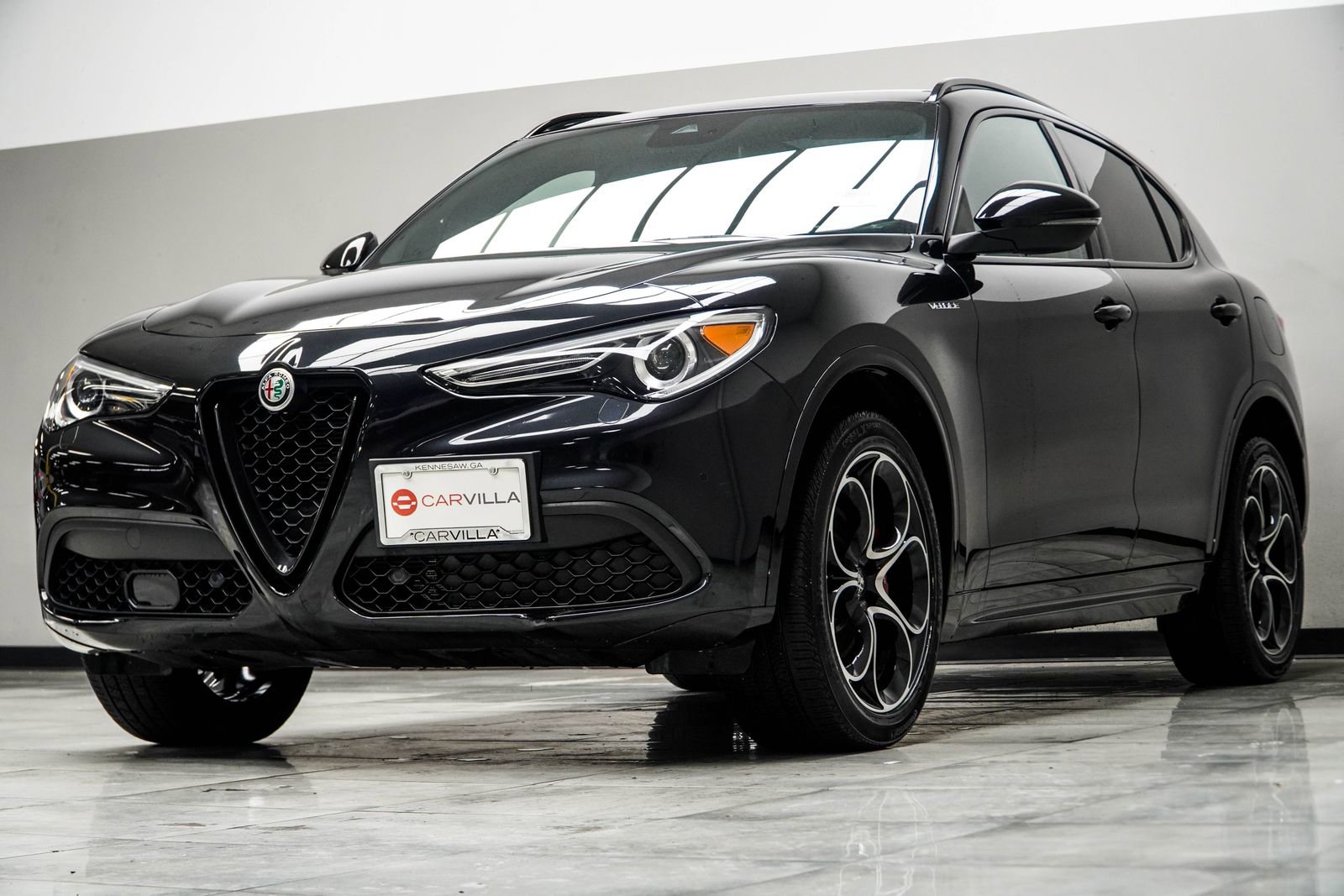 Used 2023 Alfa Romeo Stelvio Veloce image 9