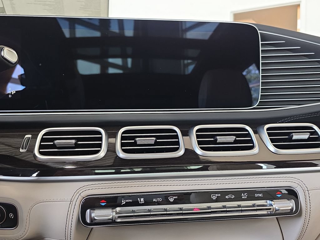 New 2026 Mercedes-Benz GLS 63 AMG 4MATIC image 24