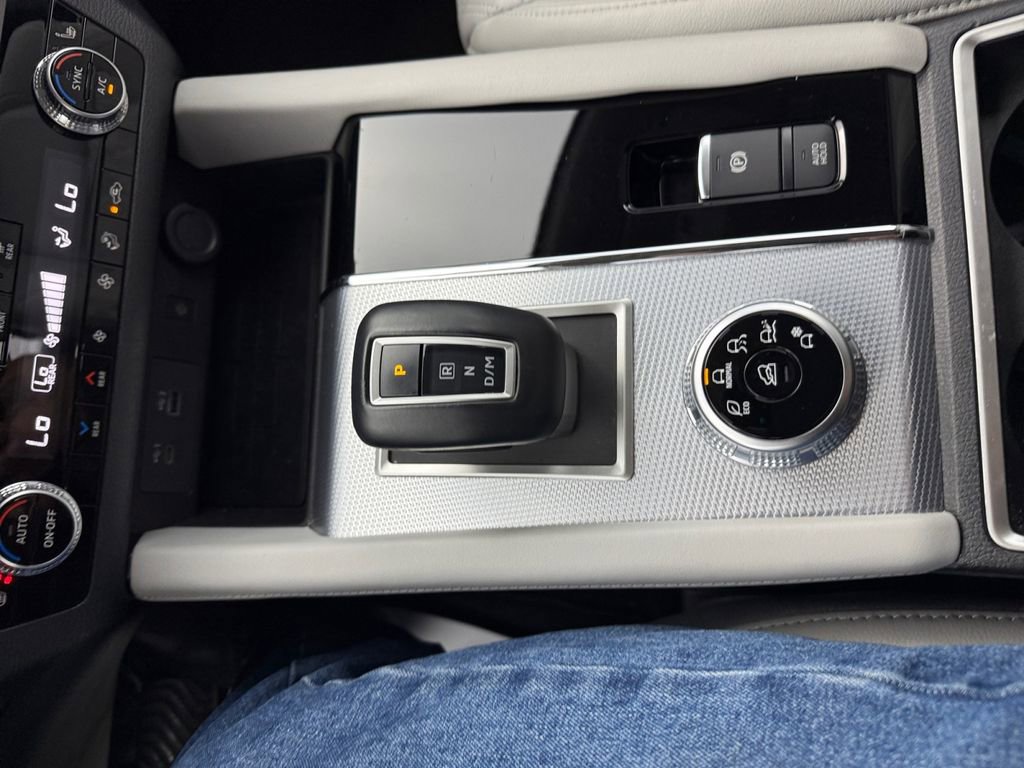 Used 2023 Mitsubishi Outlander SEL image 21