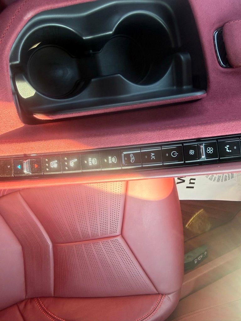 Used 2020 Chevrolet Corvette Stingray Premium Cpe w/ 3LT Preferred Equipment Group image 29