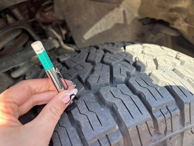 Used 2021 Toyota Tacoma TRD Off-Road image 3