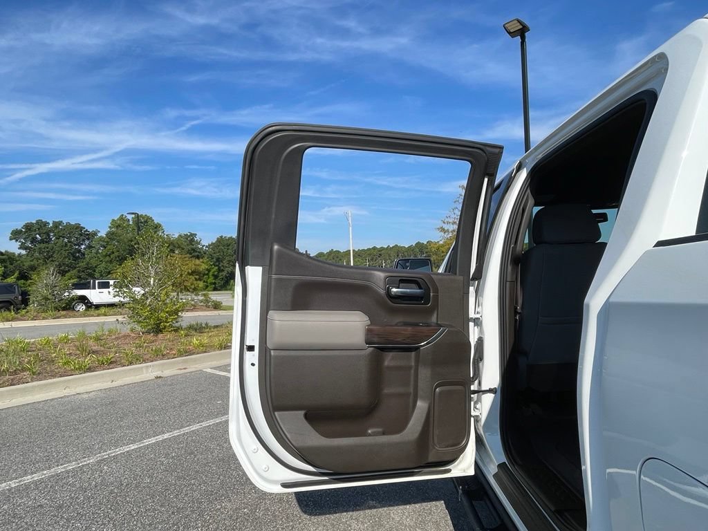 Used 2022 GMC Sierra 1500 SLT AWD/4WD image 53