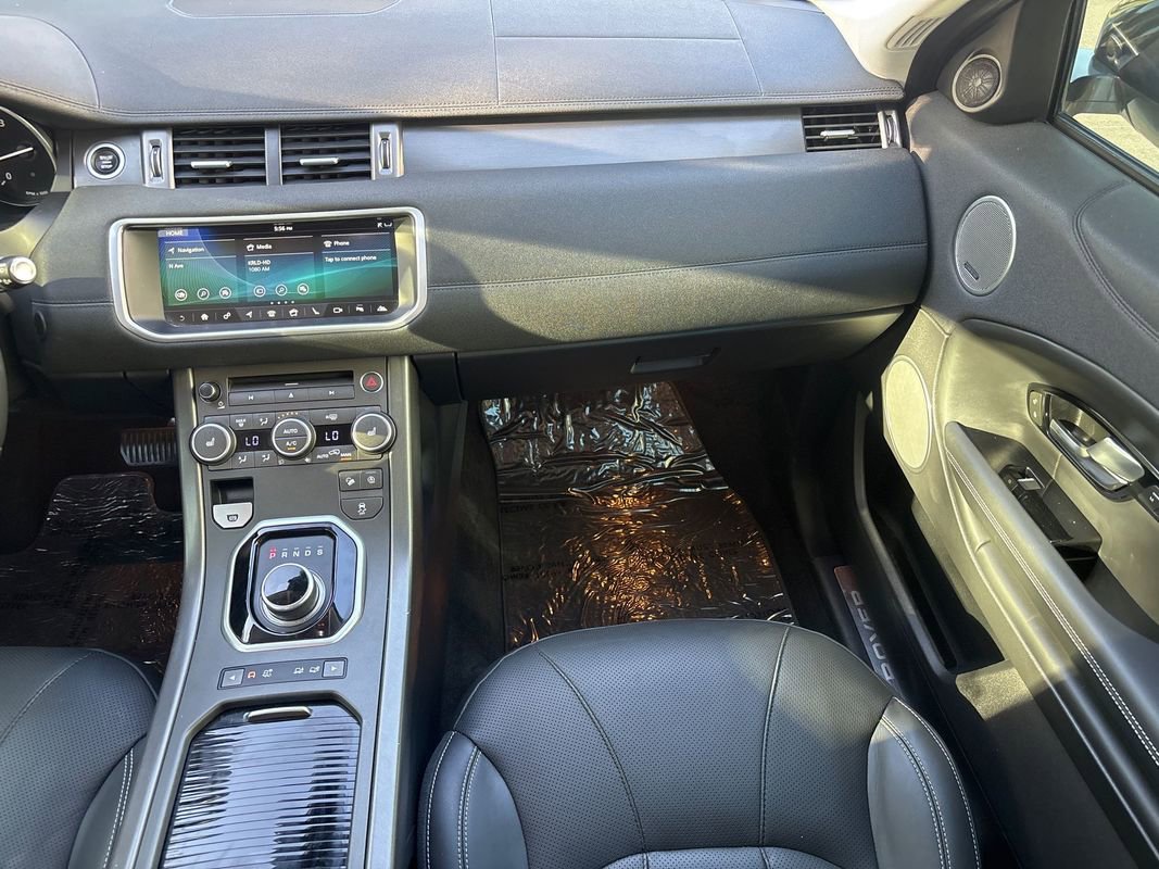 Used 2018 Land Rover Range Rover Evoque HSE AWD/4WD image 11