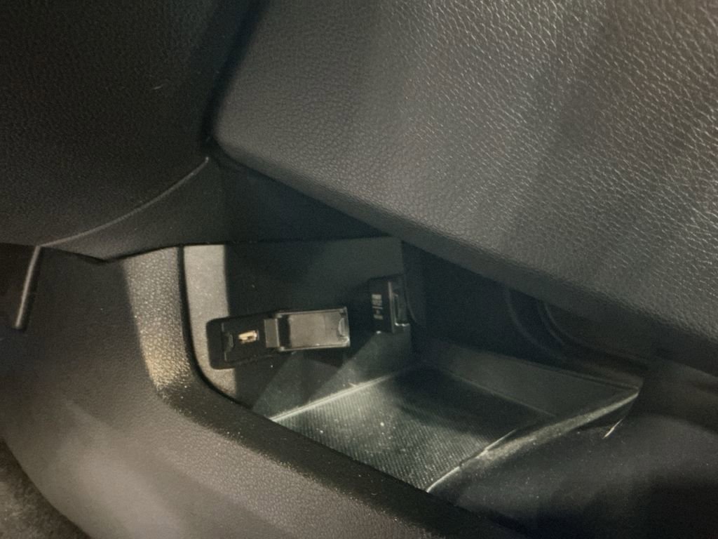 Used 2017 Honda Civic Touring image 34