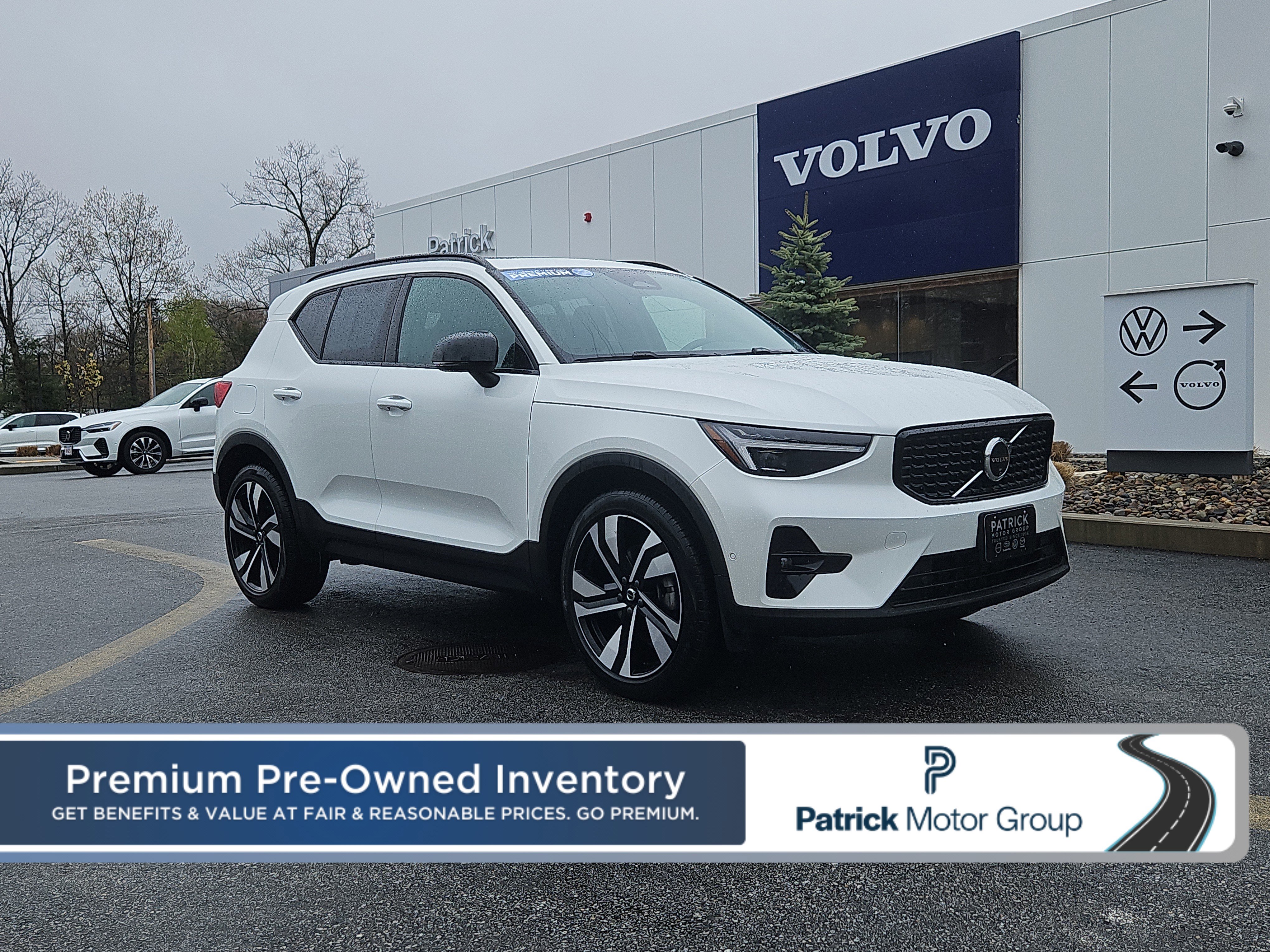 Used 2025 Volvo XC40 B5 Ultra w/ Protection Package Premier