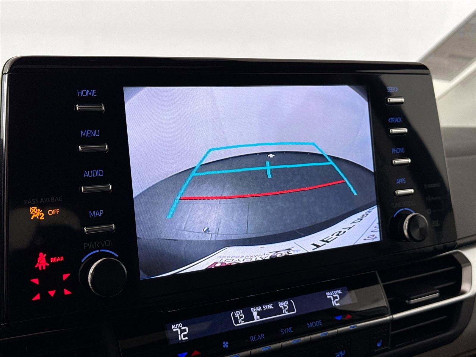 Certified 2023 Toyota Sienna XLE image 27